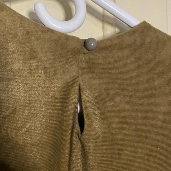 Faux suade top - Picture 4 of 6